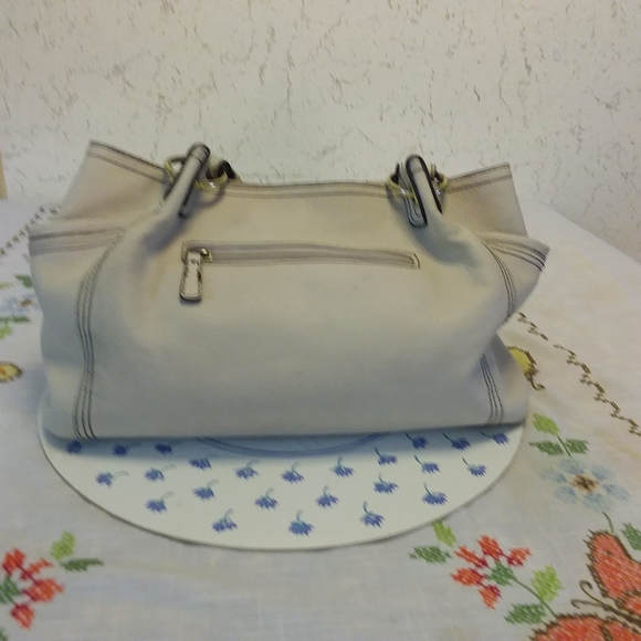 Etienne Aigner Women's Bag. - Picture 4 of 16